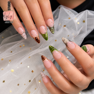 Cool French tip for Fall Season 